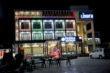 Hotel Festiva Interior
